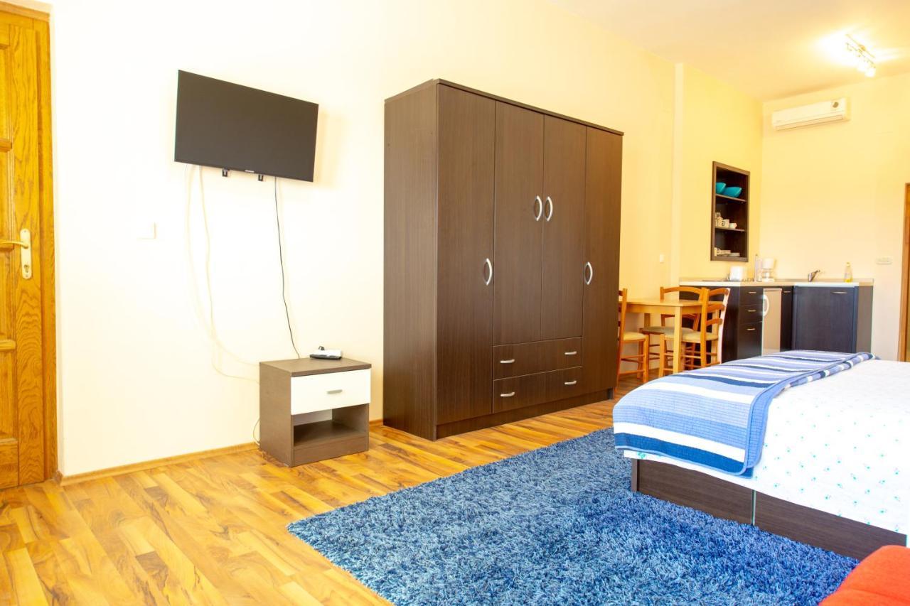 Apartments Facini Kosljun Bagian luar foto