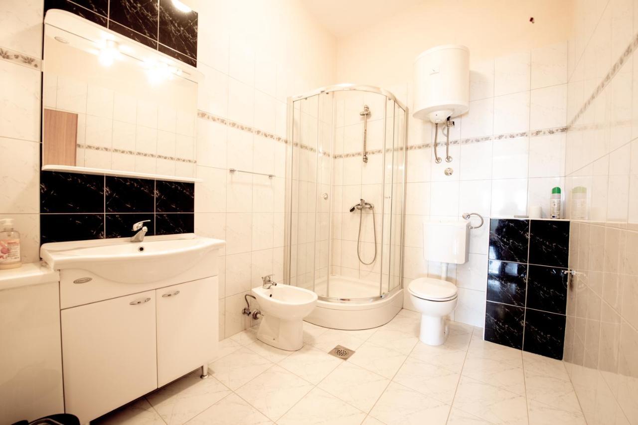 Apartments Facini Kosljun Bagian luar foto